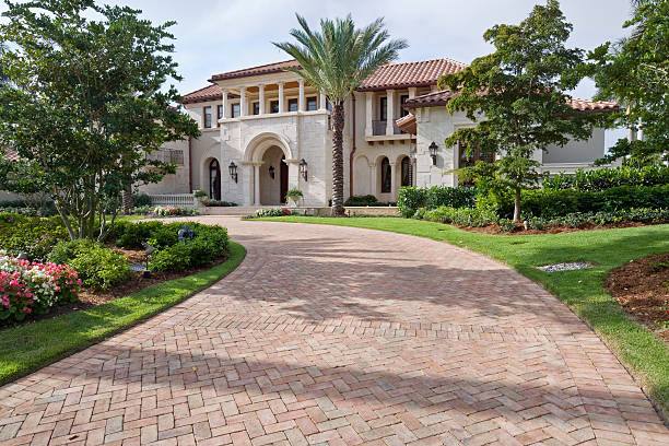Professional Driveway Pavers in Pontiac, MI